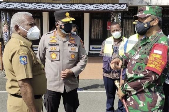 Pangdam Xviii Kasuari Bersama Gubernur Dan Kapolda Papua Barat Tinjau